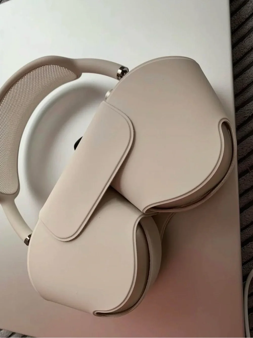 Apple airpods max